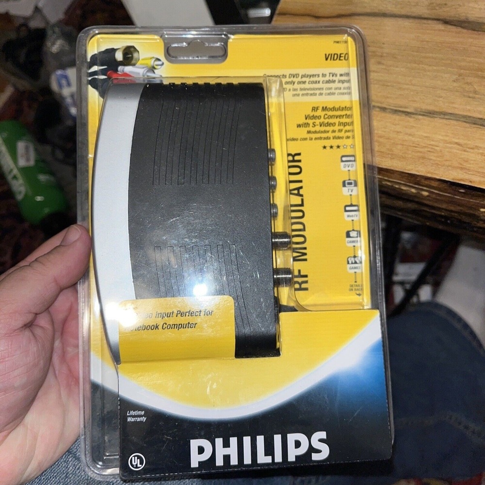 Philips RF Modulator‎ Video Converter with S Video Input - PH61159